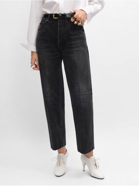 Zara Women’s Straight Leg Jeans - Black Wash